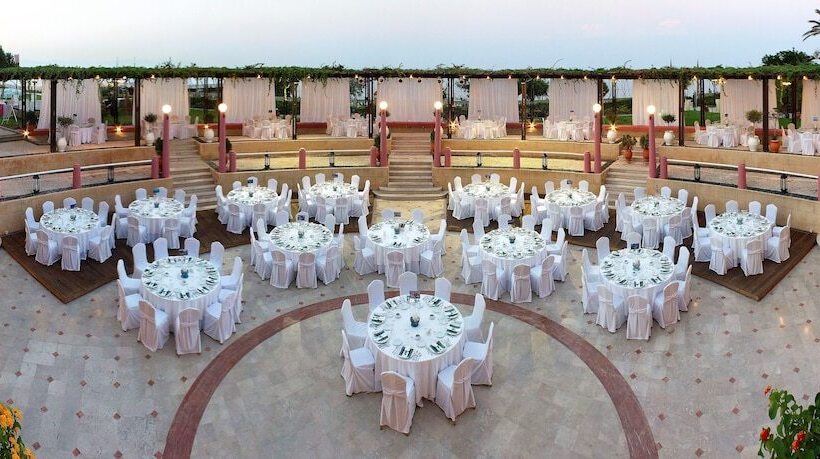 בית מלון כפרי Grande Albergo Delle Rose