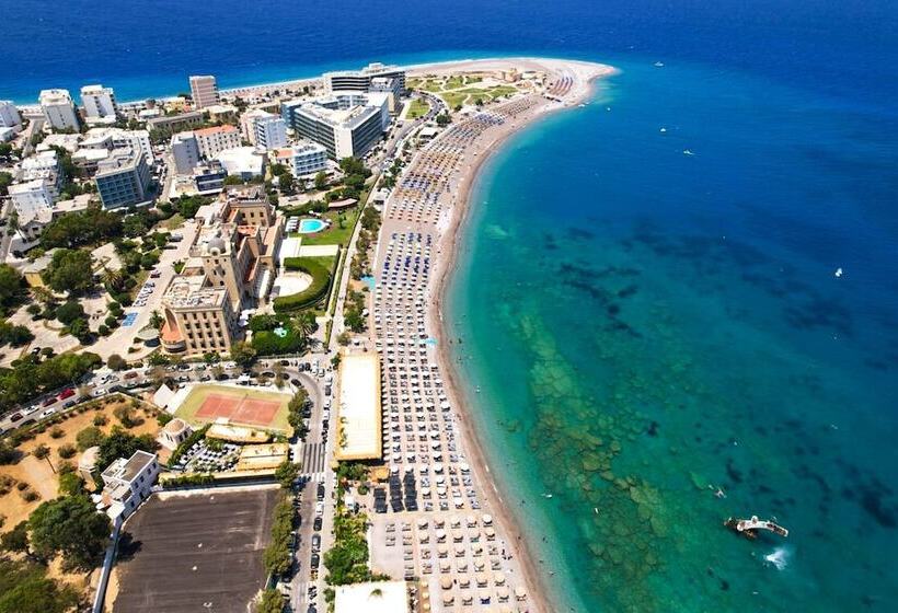 בית מלון כפרי Grande Albergo Delle Rose