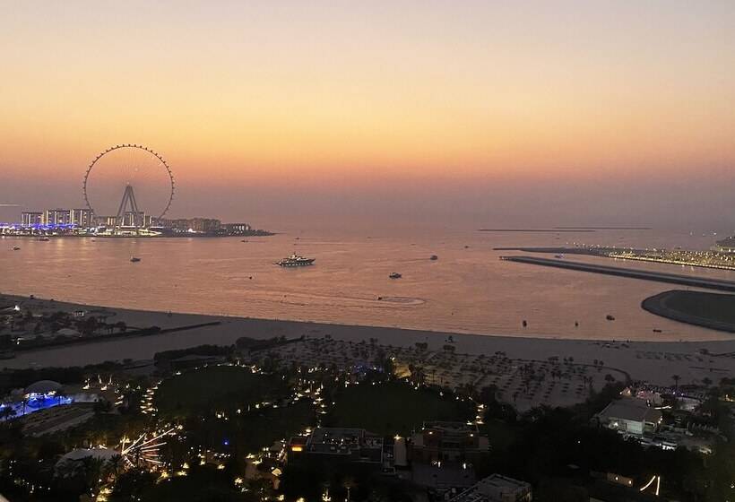 فندق Al Habtoor Grand Resort, Autograph Collection