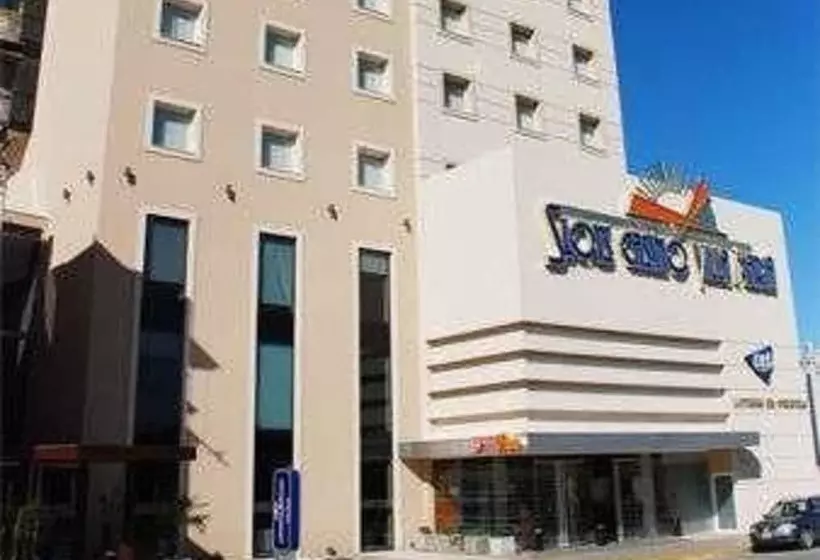 Howard Johnson Villa María Hotel Y Casino