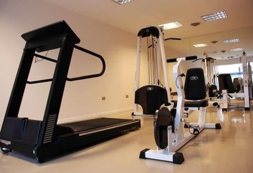 Howard Johnson Villa María Hotel Y Casino