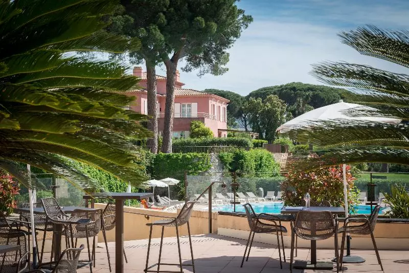 Отель Les Jardins De Saintemaxime