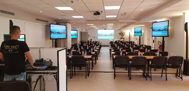 Отель Les Jardins De Saintemaxime