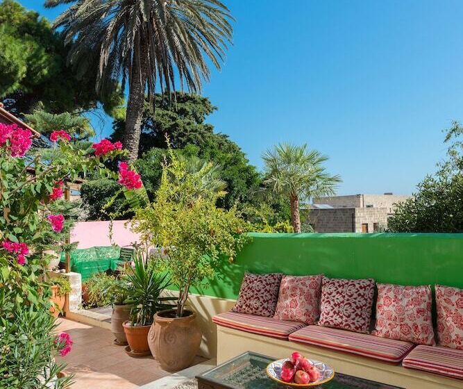 호텔 Nikos Takis Fashion Boutique