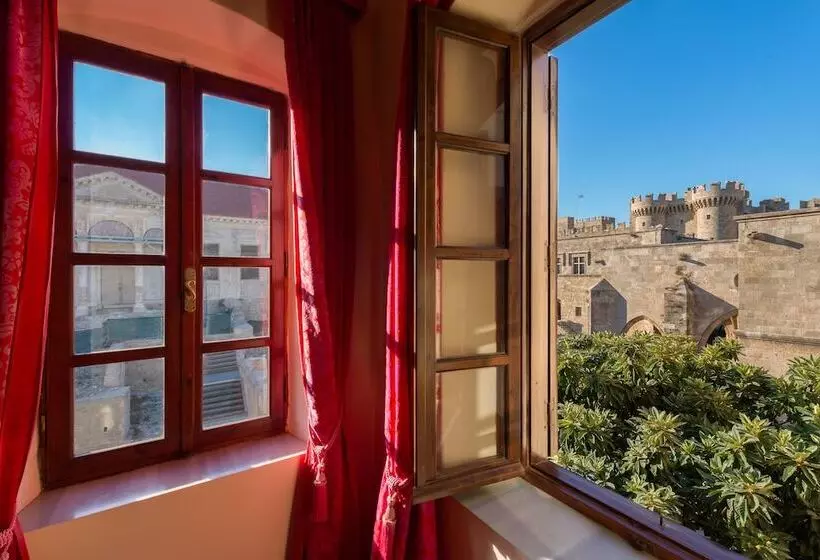 ホテル Nikos Takis Fashion Boutique