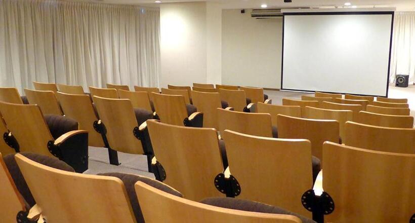 Отель Potrero De Los Funes