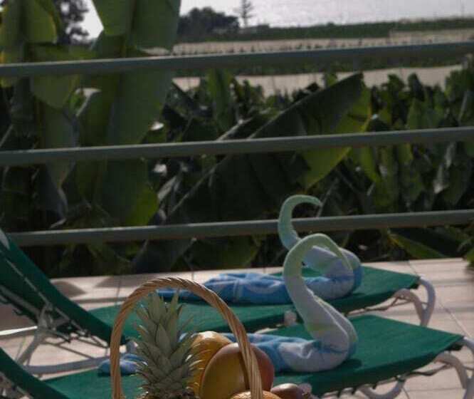 فندق ريفى Rural El Navio - Adults Only