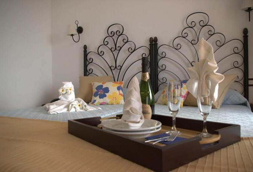 فندق ريفى Rural El Navio - Adults Only