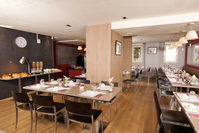 בית מלון כפרי Séjours & Affaires Créteil Le Magistere