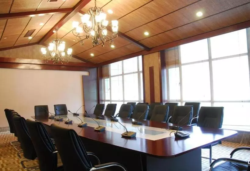 هتل Westlake Hillview International