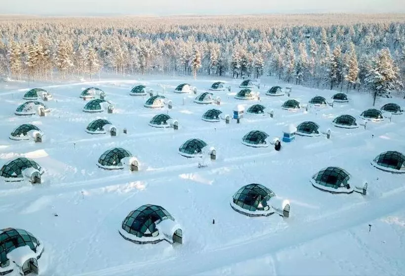 Kakslauttanen Arctic Resort Igloos And Chalets