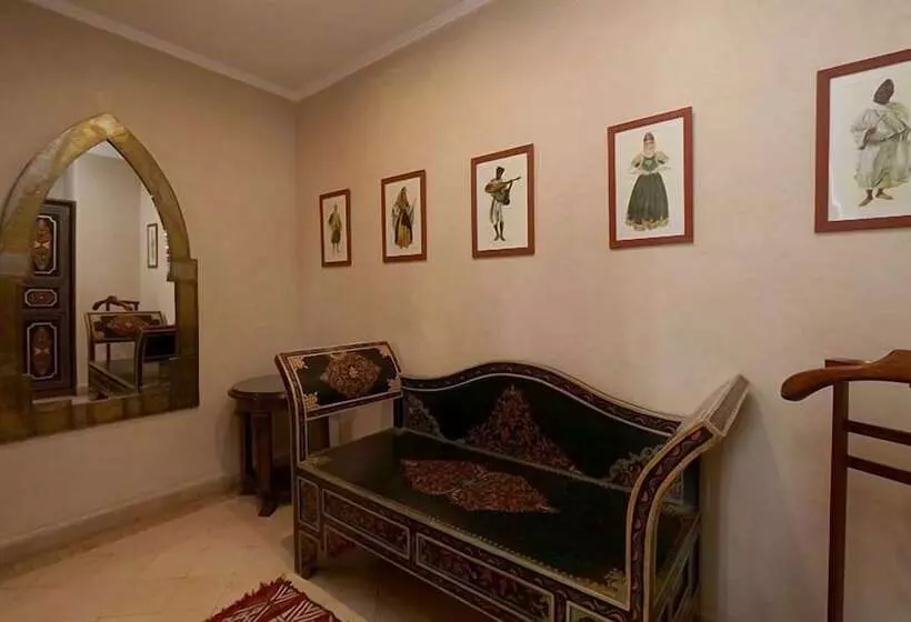 پانسیون Dar Cherif