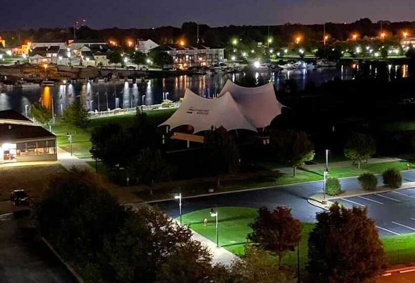 ホテル Ariel Broadway