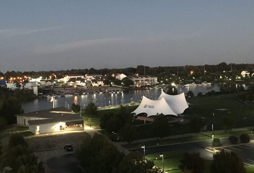 ホテル Ariel Broadway