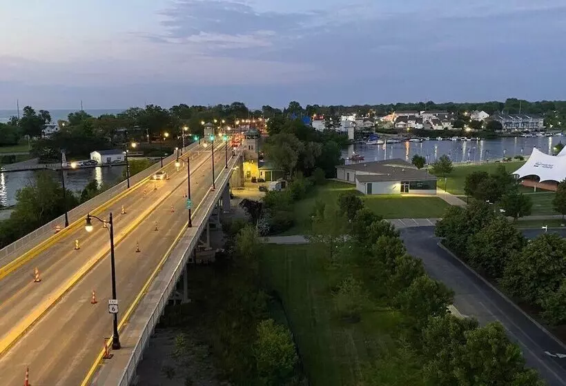 Hotelli Ariel Broadway