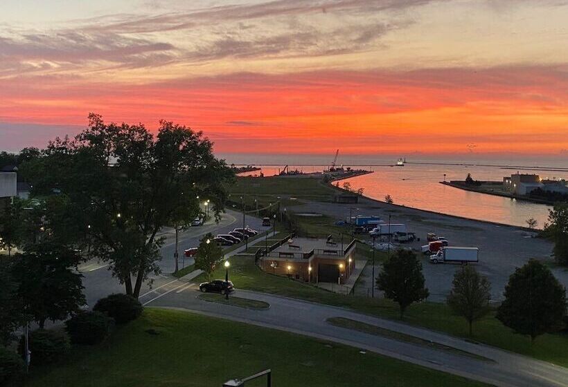 ホテル Ariel Broadway