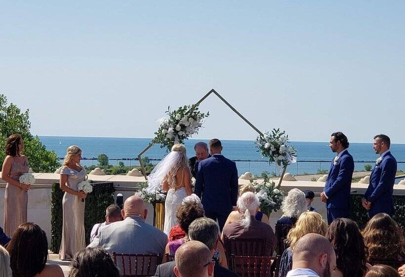 ホテル Ariel Broadway