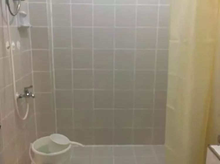 Hotelli Av Seven Resort