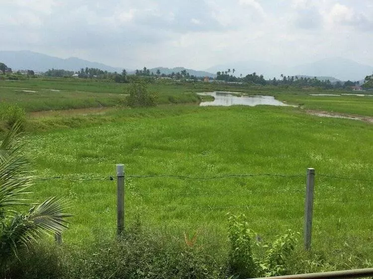 Hotelli Pondok Muara Chalet