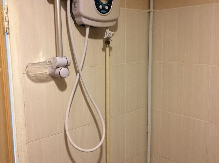 酒店 Pondok Muara Chalet