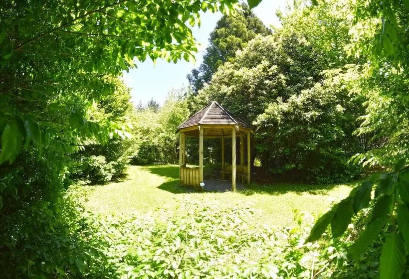 Hotelli Te Popo Gardens And Accommodation