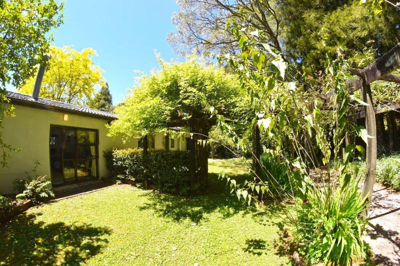 ホテル Te Popo Gardens And Accommodation