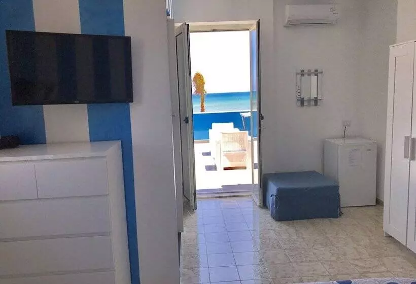 Hotelli Terrazze Sul Mare