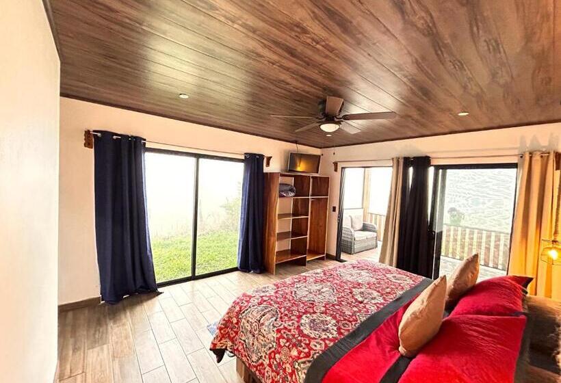 هاستل Monteverde Ecolove