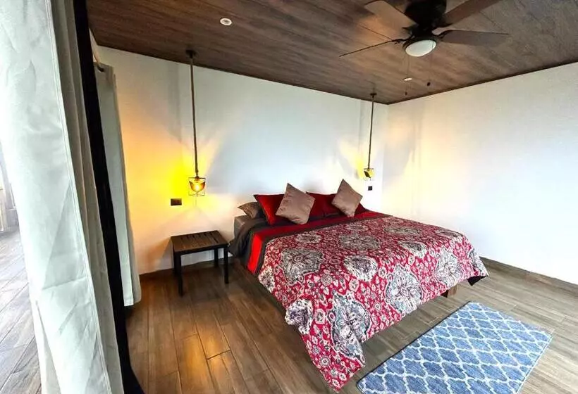 هاستل Monteverde Ecolove