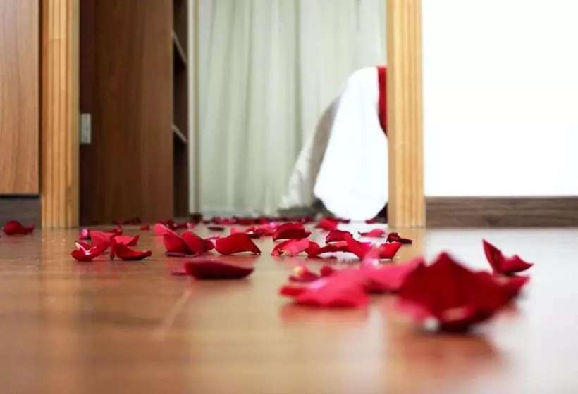 Aparthotel Twin Towers