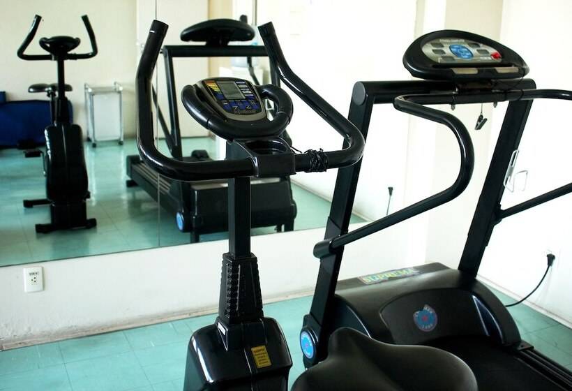 Aparthotel Twin Towers