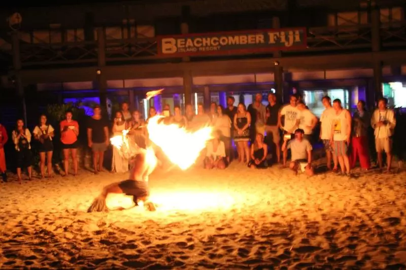 酒店 Beachcomber Island Resort