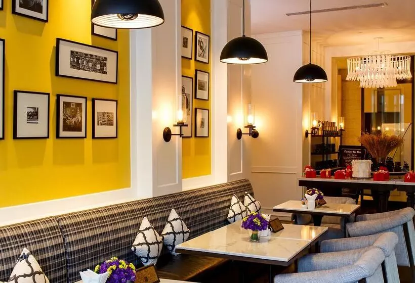 هتل Centara Grand At Central World