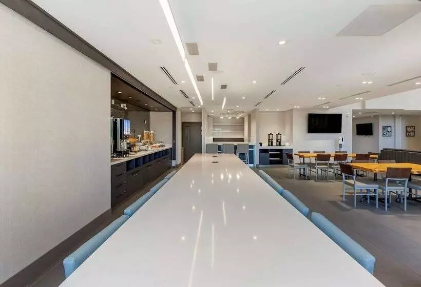 Hôtel Executive Residency By Best Western Torontomississauga - 布蘭普頓