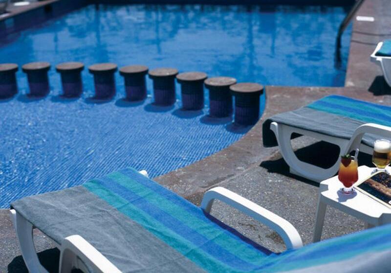 ホテル Fiesta Inn Poza Rica