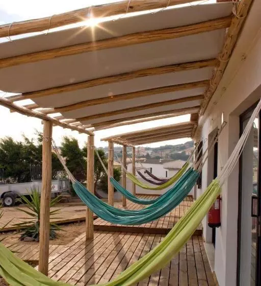 Отель Good Feeling Hostel & Guest House