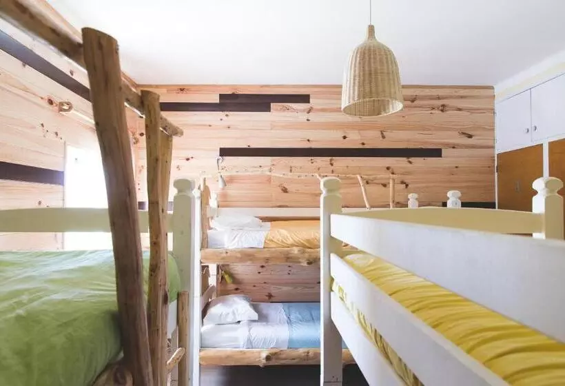 Отель Good Feeling Hostel & Guest House