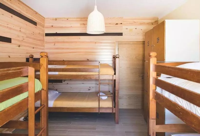 Отель Good Feeling Hostel & Guest House