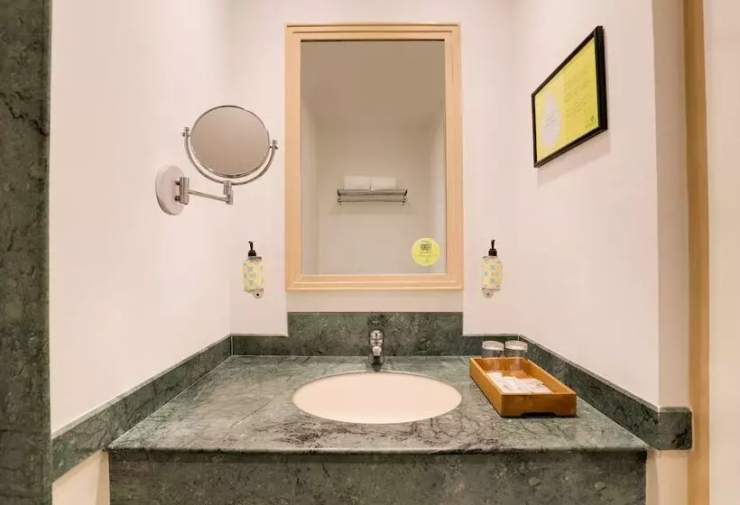 Lemon Tree Hotel Hinjewadi Pune