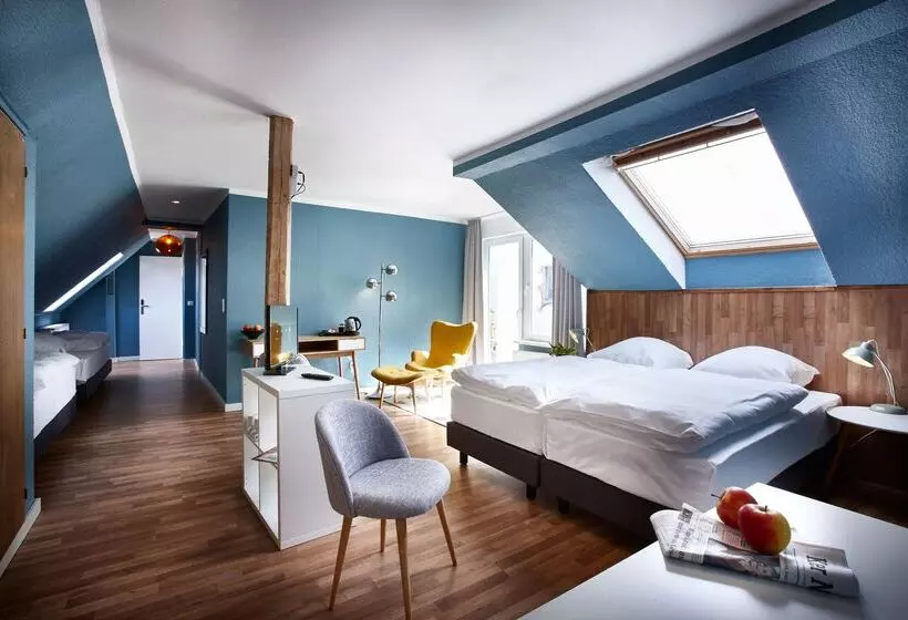 Hotell Liegeplatz 13 Kiel By Premiere Classe