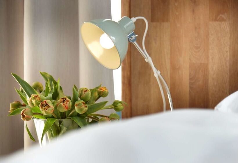 هتل Liegeplatz 13 Kiel By Premiere Classe