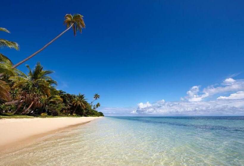 فندق Lomani Island Resort – Adults Only