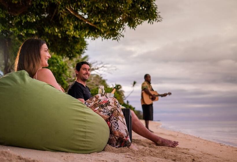 فندق Lomani Island Resort – Adults Only