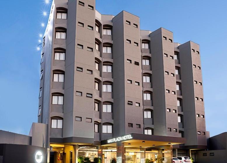 هتل Max Plaza