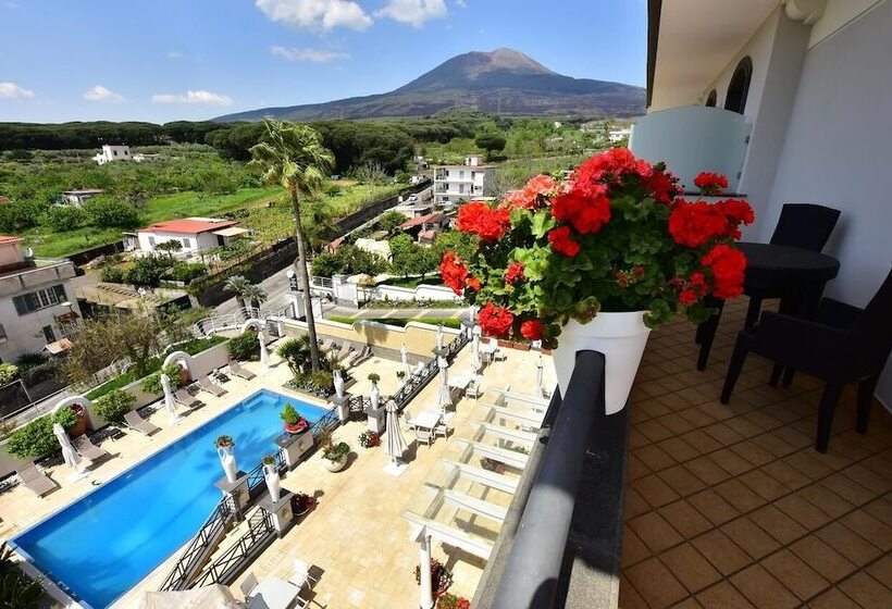 Palazzo Rosenthal Vesuview Hotel & Resort