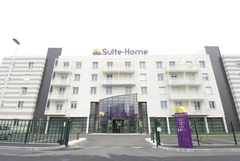 Отель Suite Home Orleans Saran