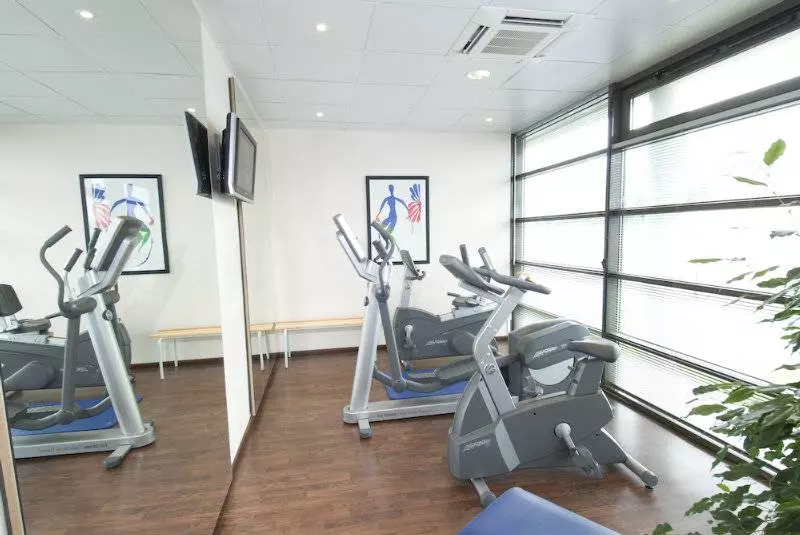 Отель Suite Home Orleans Saran