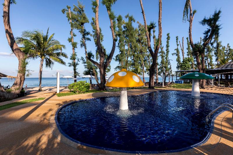 בית מלון כפרי Sunwing Bangtao Beach