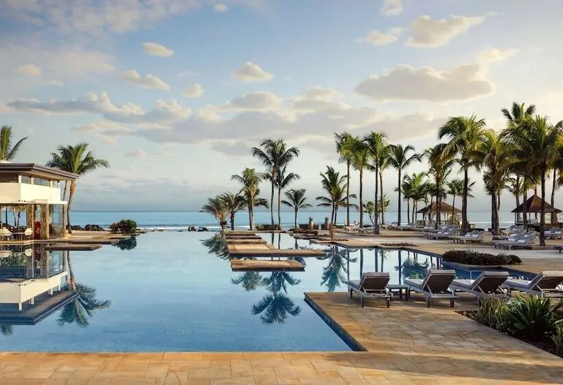 هتل The Westin Turtle Bay Resort & Spa, Mauritius