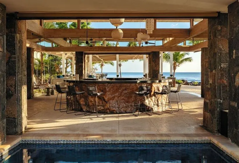 هتل The Westin Turtle Bay Resort & Spa, Mauritius